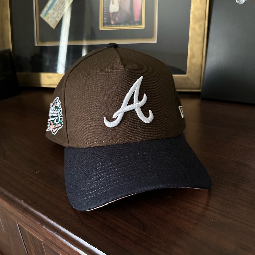 Atlanta Braves New Era Cap - Chocolate